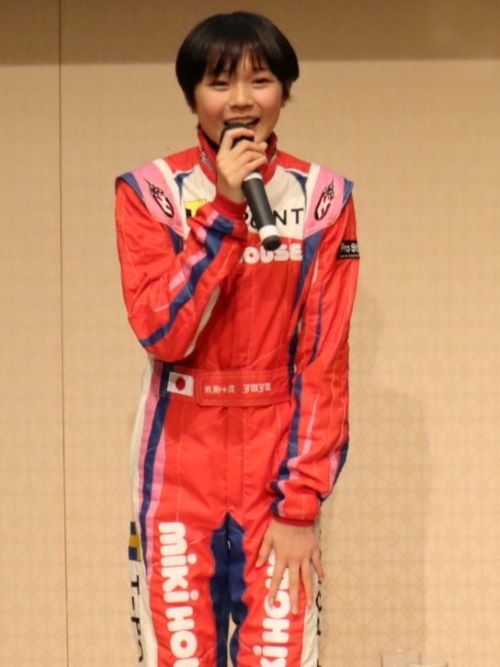 女子中学生レーサーjuju 欧州f4参戦へ壮行会 デビューは5月の開幕戦に ラジトピ ラジオ関西トピックス