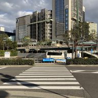 無料バスの乗車場所となるJR神戸駅南ロータリー