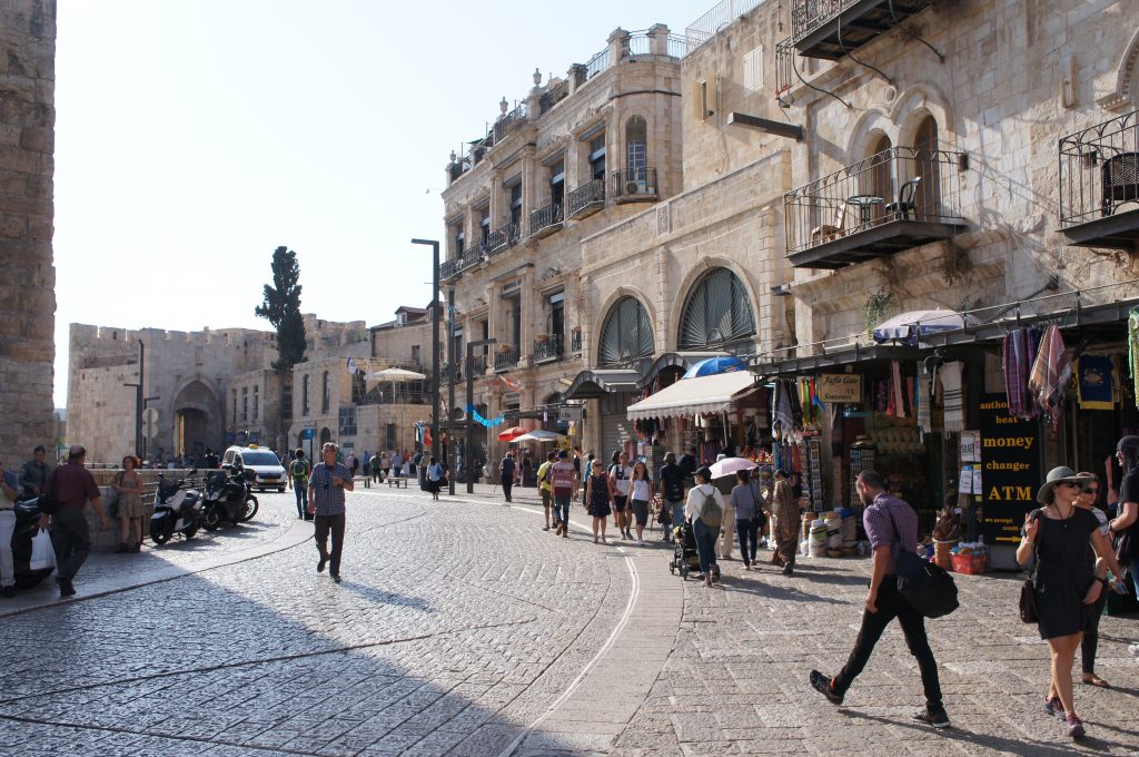 エルサレムの旧市街地で感じた「人間の暮らし」『独身リーマン、世界へ』（5）