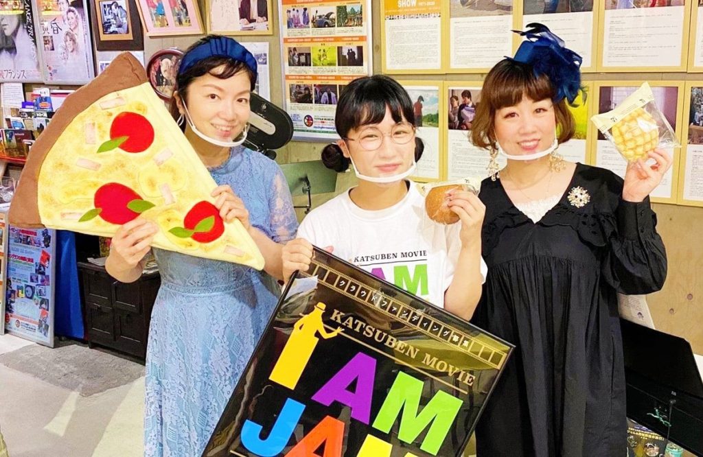 （左から）ピアニストの天宮遥さん、監督・女優の辻凪子さん、活動写真弁士の大森くみこさん