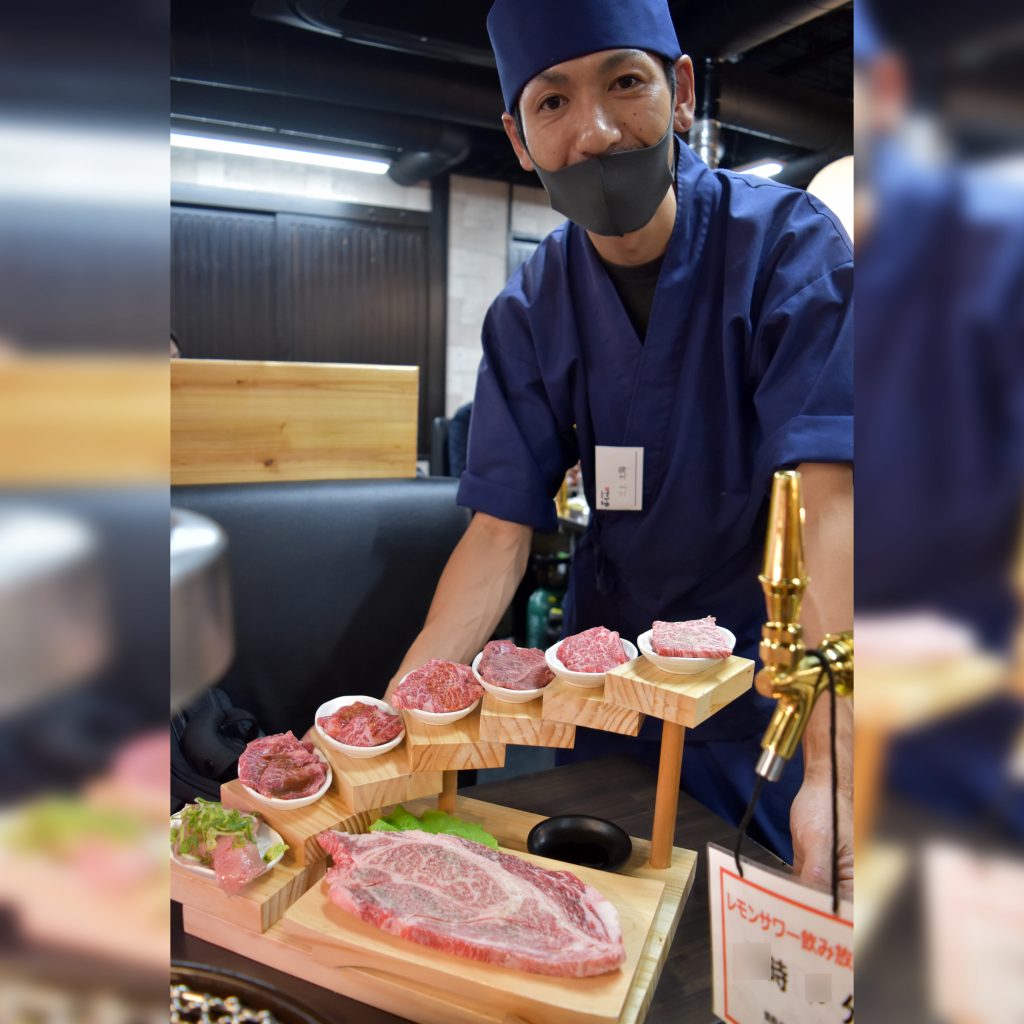 写真】非接触型焼き肉レストラン「焼肉・ホルモン勝っちゃん 今津駅前店」 | ラジトピ ラジオ関西トピックス