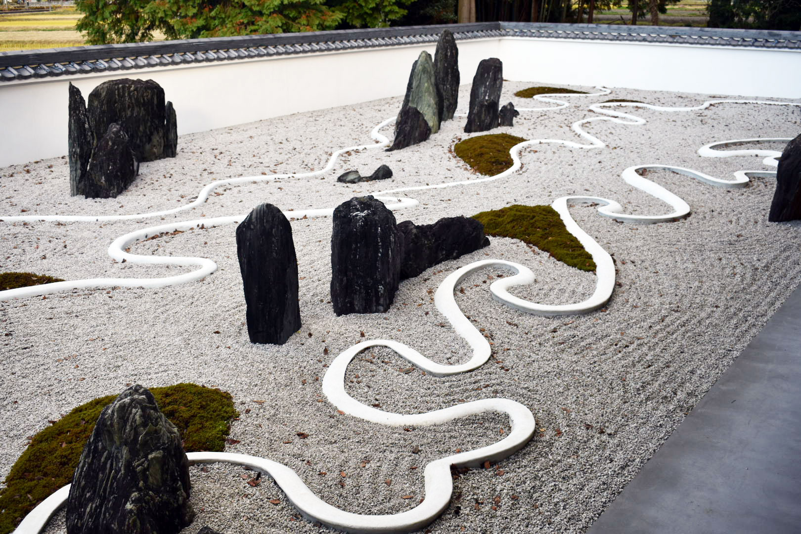 阿波の青石 庭石 ガーデンハウス 重森三玲 築山 坪庭 造園 京都 重森三 