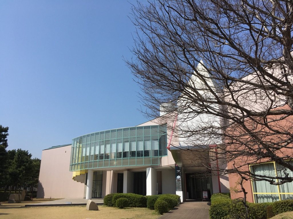 芦屋市立美術博物館