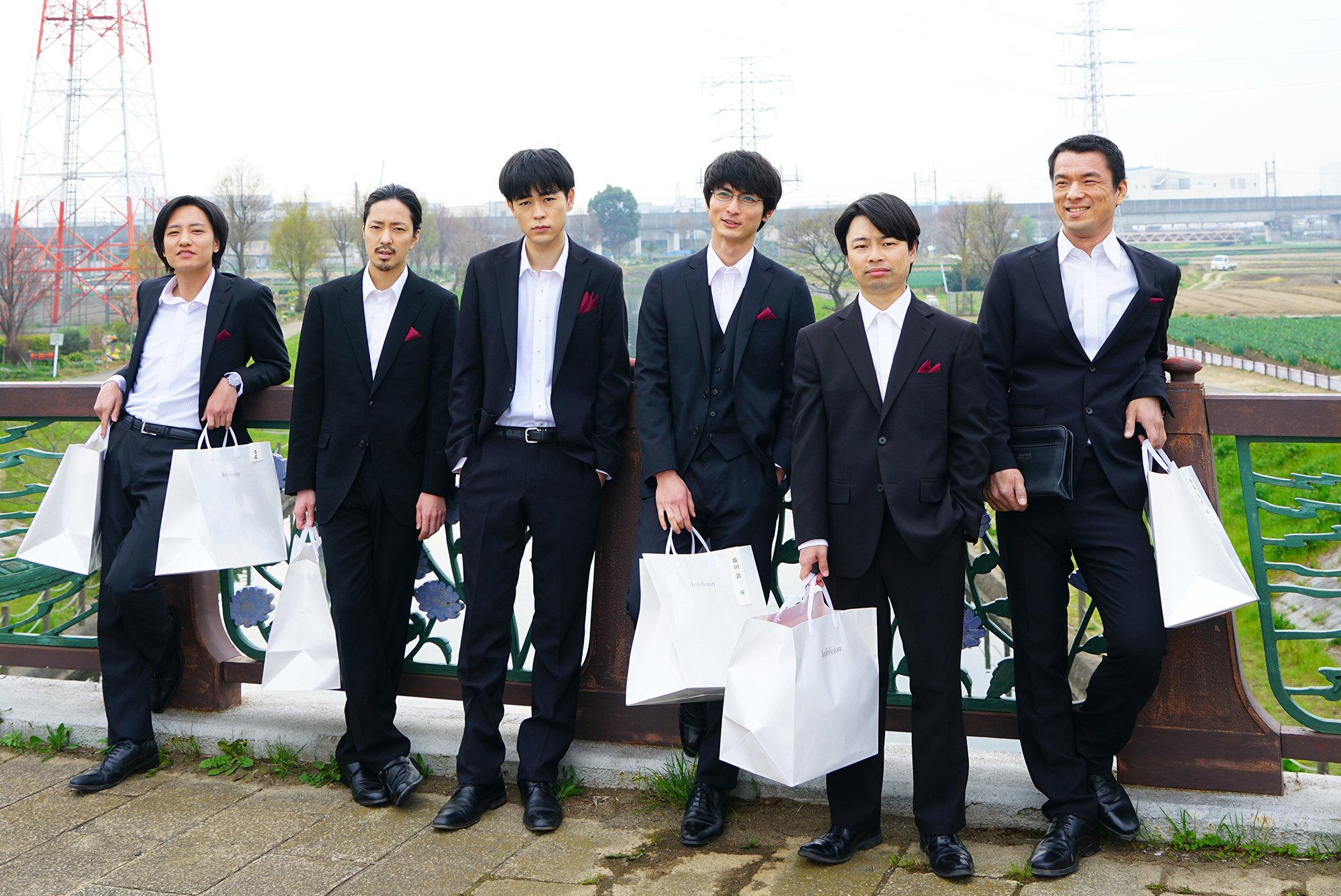 成田凌らキャスティングはベストな布陣 好評を博した舞台劇が映画化 くれなずめ ラジトピ ラジオ関西トピックス