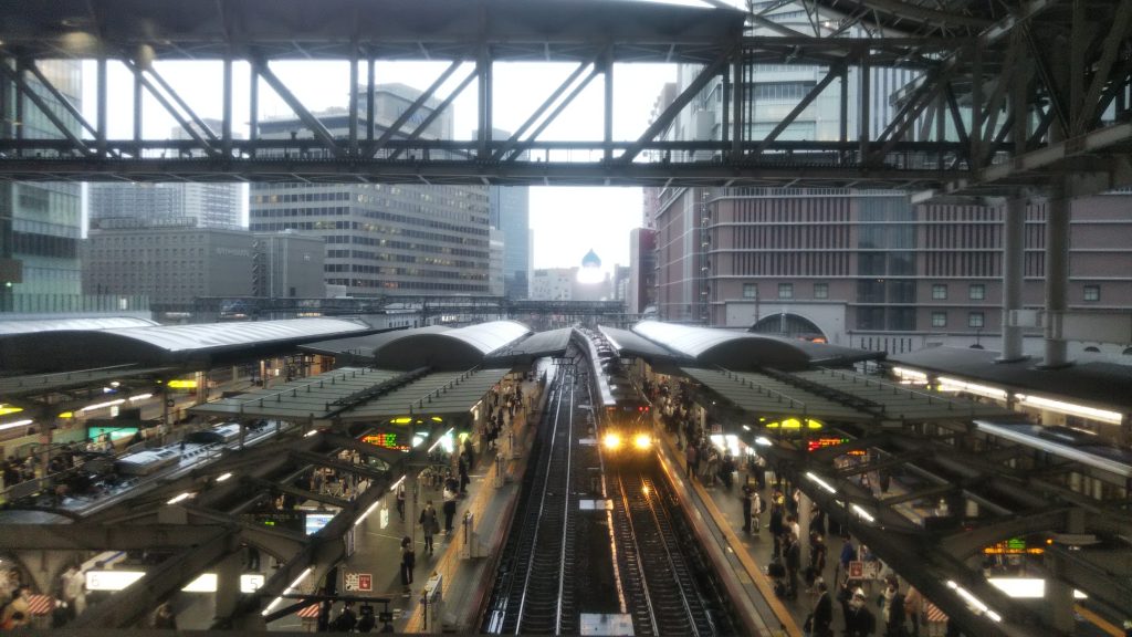 JR西日本の各路線での削減対象は、乗車率が約5～20％に落ち込んだ列車