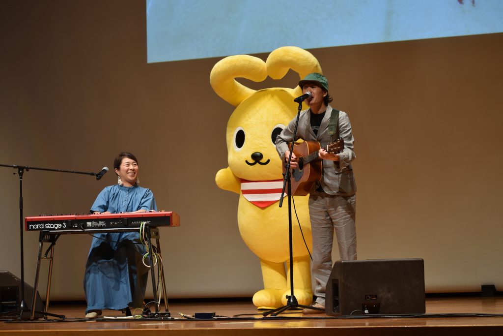 次の100年へ やさしさつむいで 創立100周年のコープこうべがオンラインイベント ラジトピ ラジオ関西トピックス