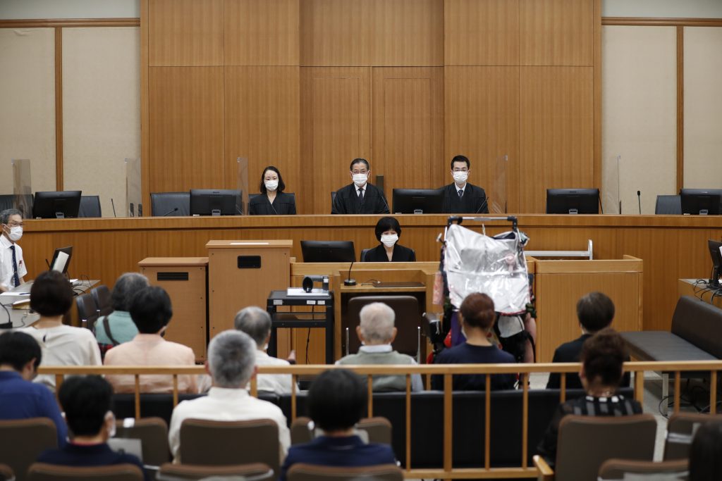 開廷前の神戸地裁・法廷＜※代表撮影 2021年8月3日＞