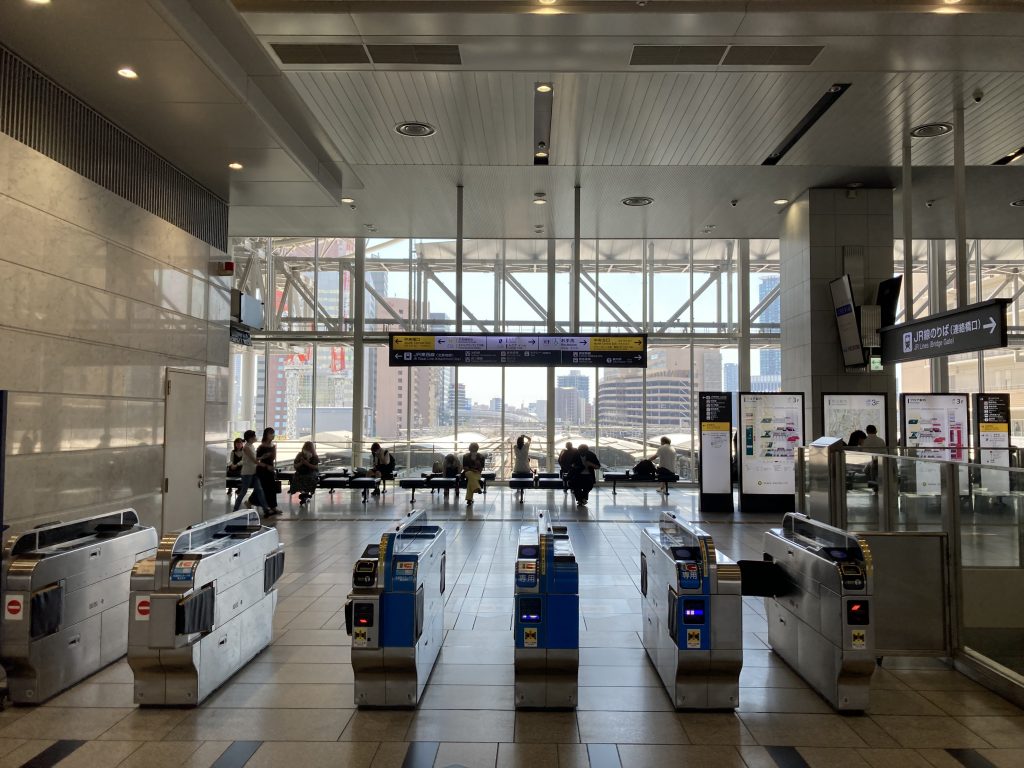 JR大阪駅改札