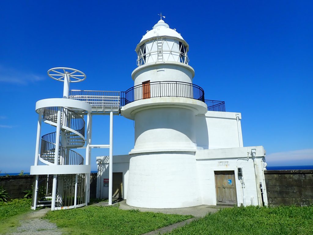 樫野埼灯台＜和歌山県串本町 ※画像提供・第五管区海上保安本部＞