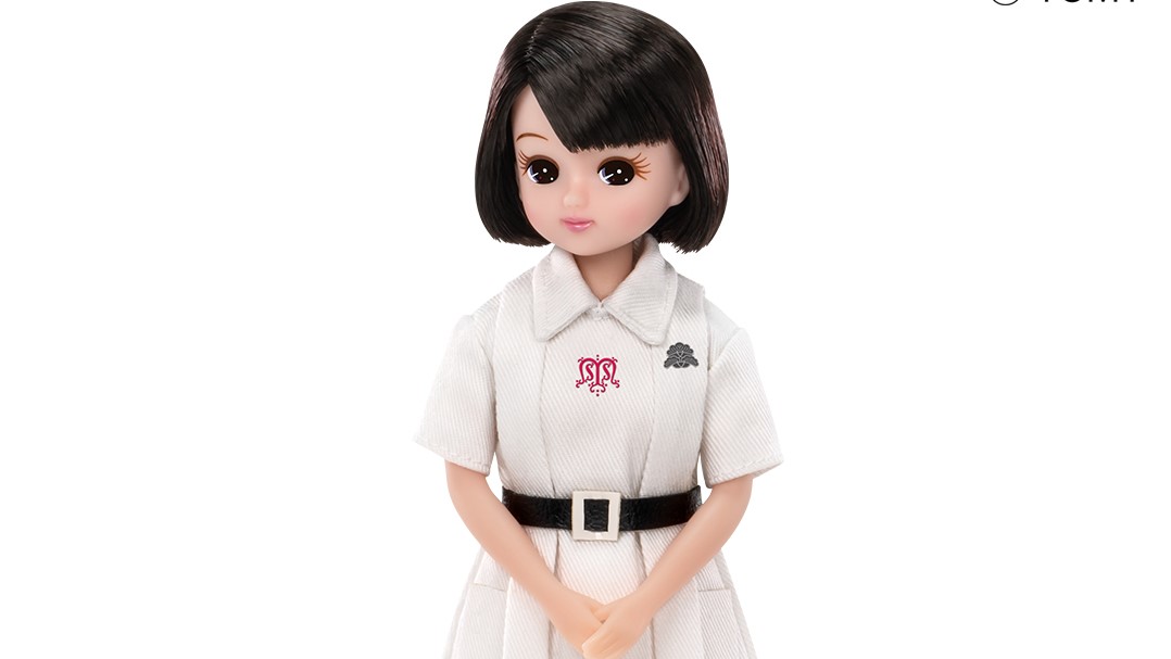 神戸人にはおなじみの姿 松蔭中学校・高等学校の「制服オリジナルリカ 