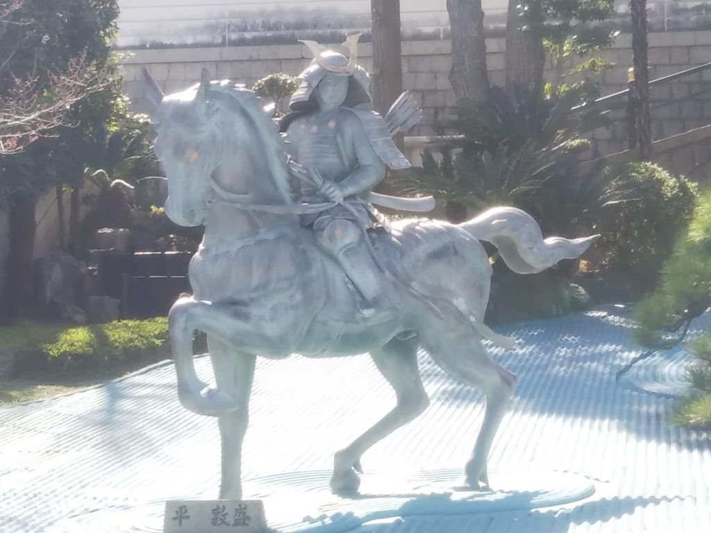 平敦盛像(須磨寺・源平の庭)