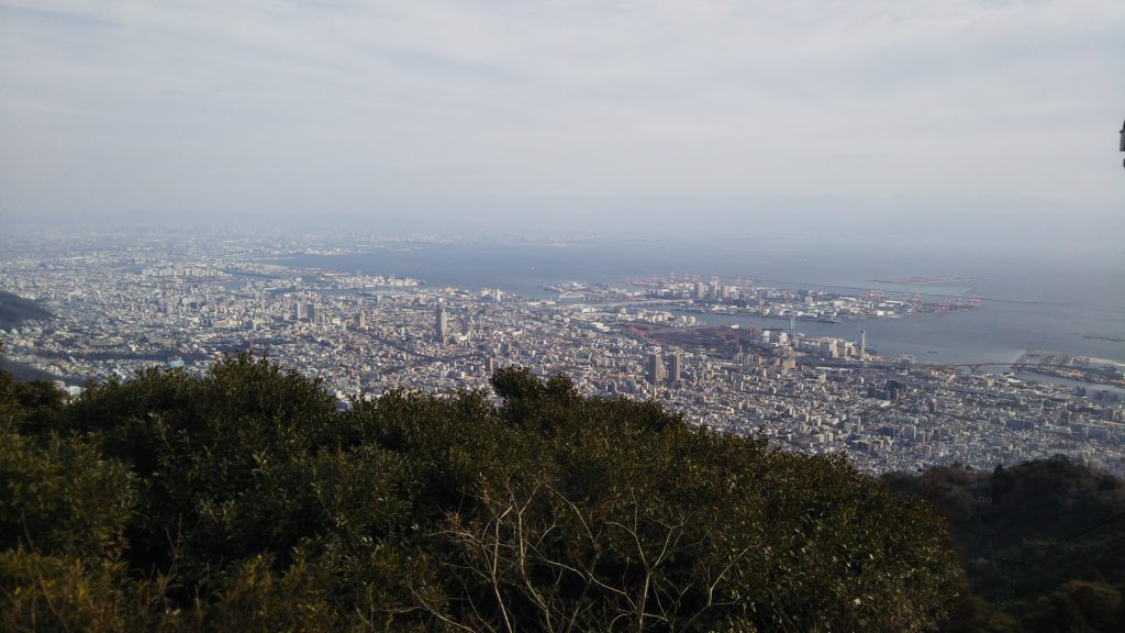 摩耶山　掬星台（きくせいだい）から眺める神戸市東部市街地