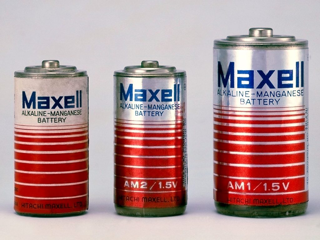 マクセル株式会社が1963 年に日本で初めて生産を行ったアルカリ乾電池