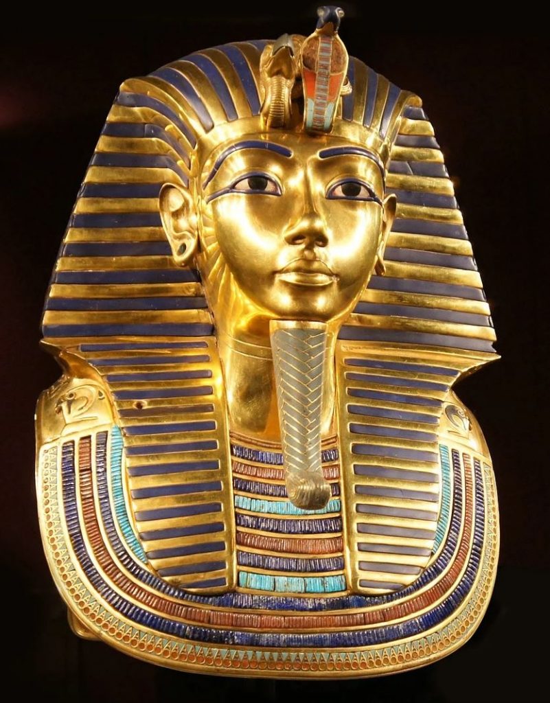 約3000年間続いた古代エジプトを思う クレオパトラ、ピラミッド