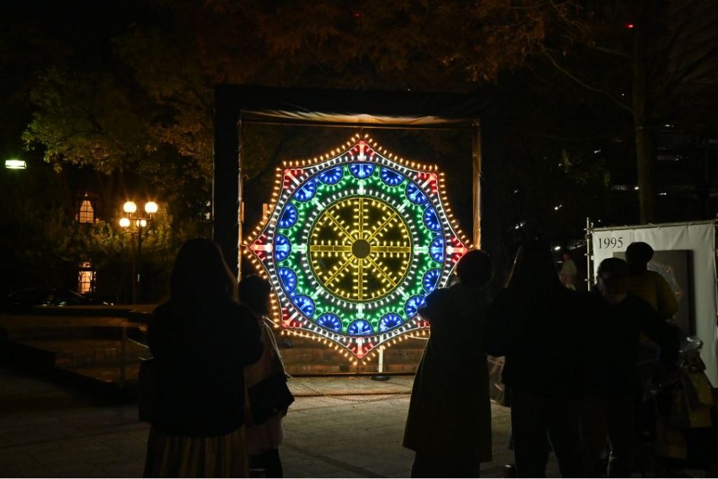 「ロソーネまちなかミュージアム」（東遊園地）©Valerio FestiI&F Inc.Kobe Luminarie O.C