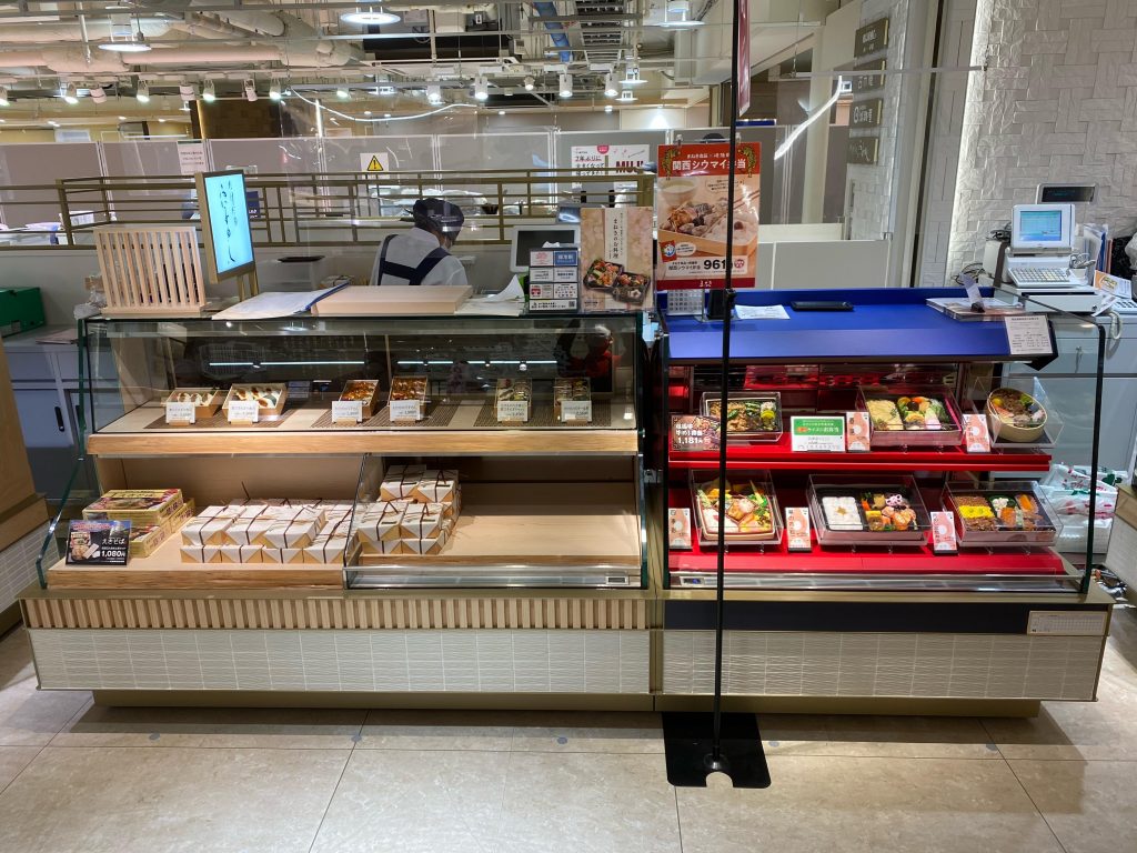 開店前の阪神梅田本店・地下1階「まねき」＜2022年3月18日 ※画像提供・まねき食品＞