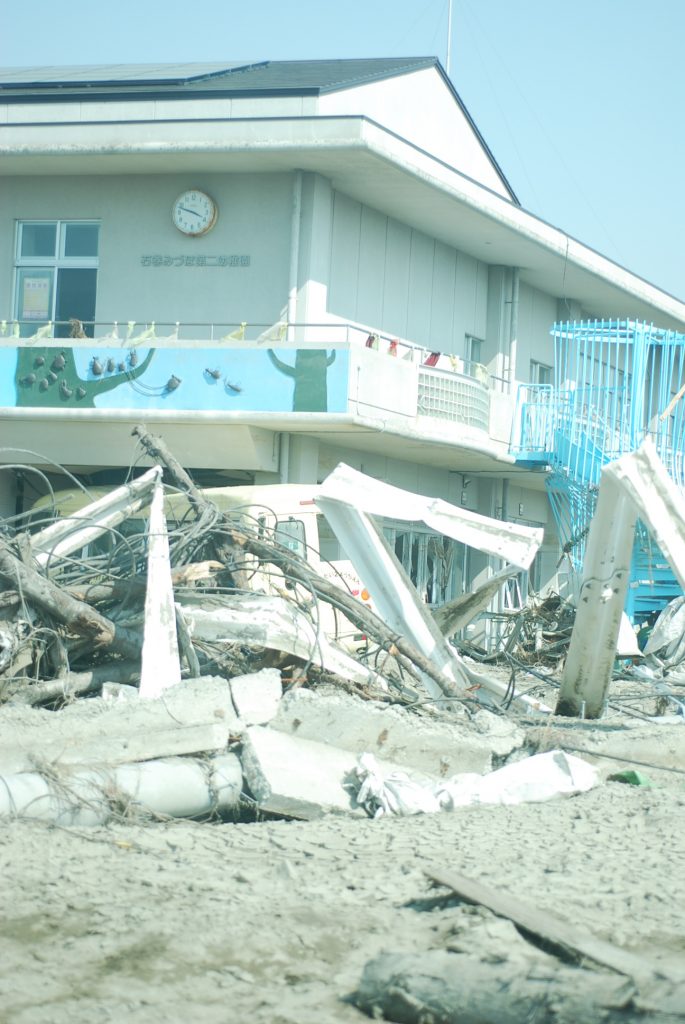 東日本大震災発生から約1か月後 宮城県石巻市の幼稚園＜2011年4月16日 ※画像提供・大島昇さん＞