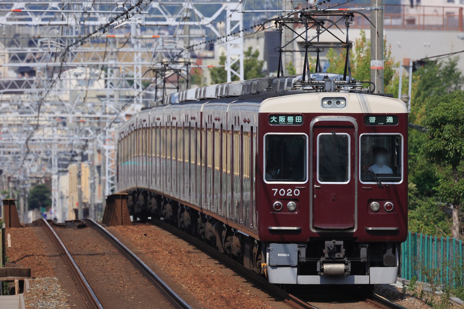 阪急電鉄、防犯カメラ試験運用 神戸線・1列車で10月1日から | ラジトピ