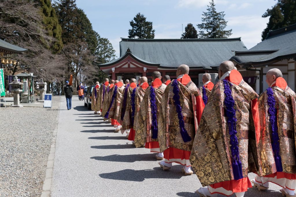 伝教大師・最澄らの遺徳を讃え11年、大法会“結願” 混沌とした時代、1200年前と変わらぬ教えを 比叡山延暦寺 | ラジトピ ラジオ関西トピックス