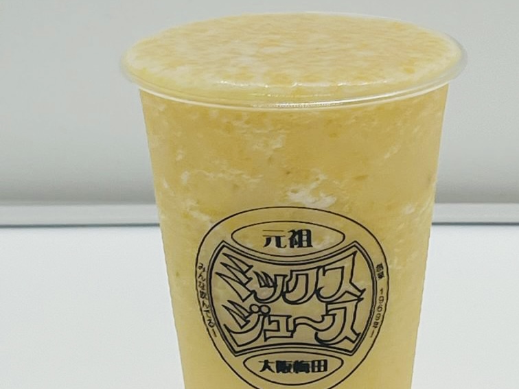 大阪ジュースさま専用 45秒で9杯売れる大阪・梅チカのミックスジュース店 「なぜ大阪名物
