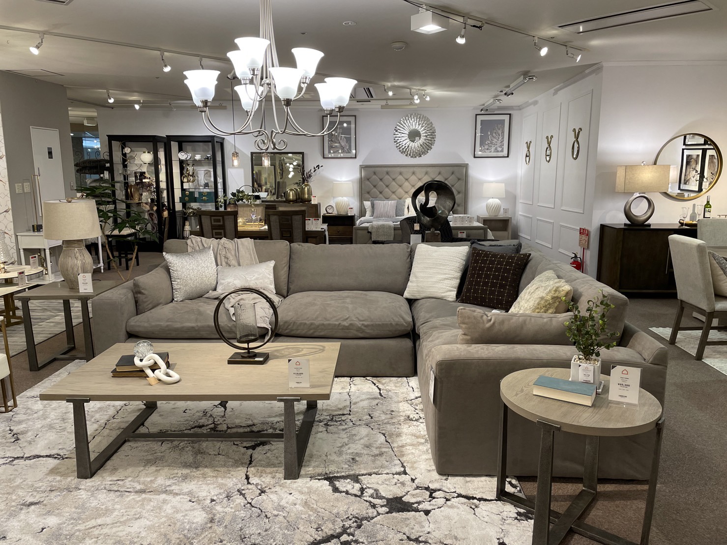 Ashley アシュレイ꧂リビングテーブル センター ロー アメリカ家具 机  