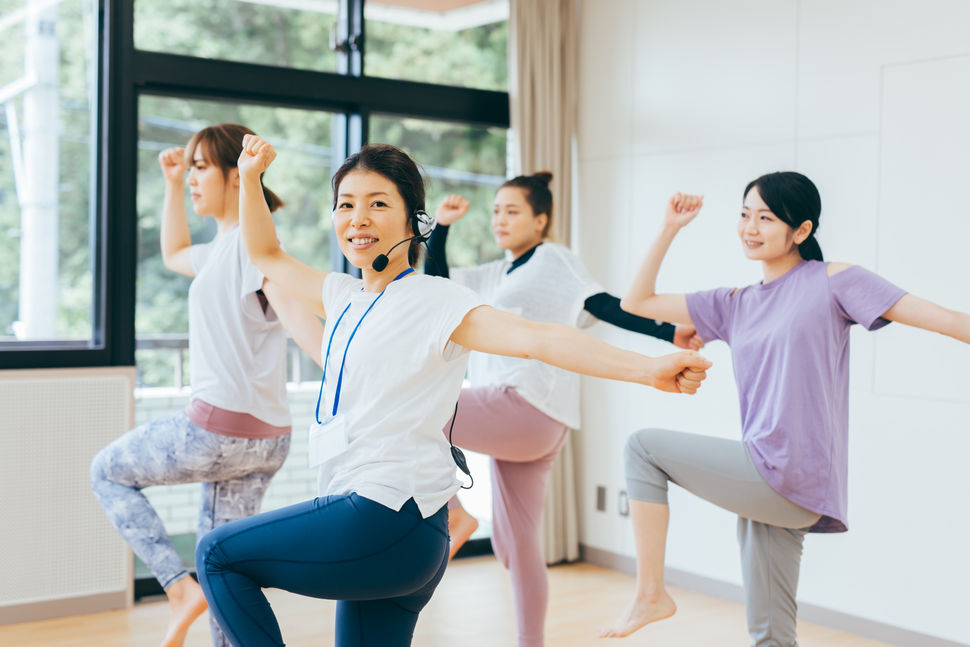 もはやディスコ！ 超アクティブな昭和の「エアロビ」 元講師が振り返る