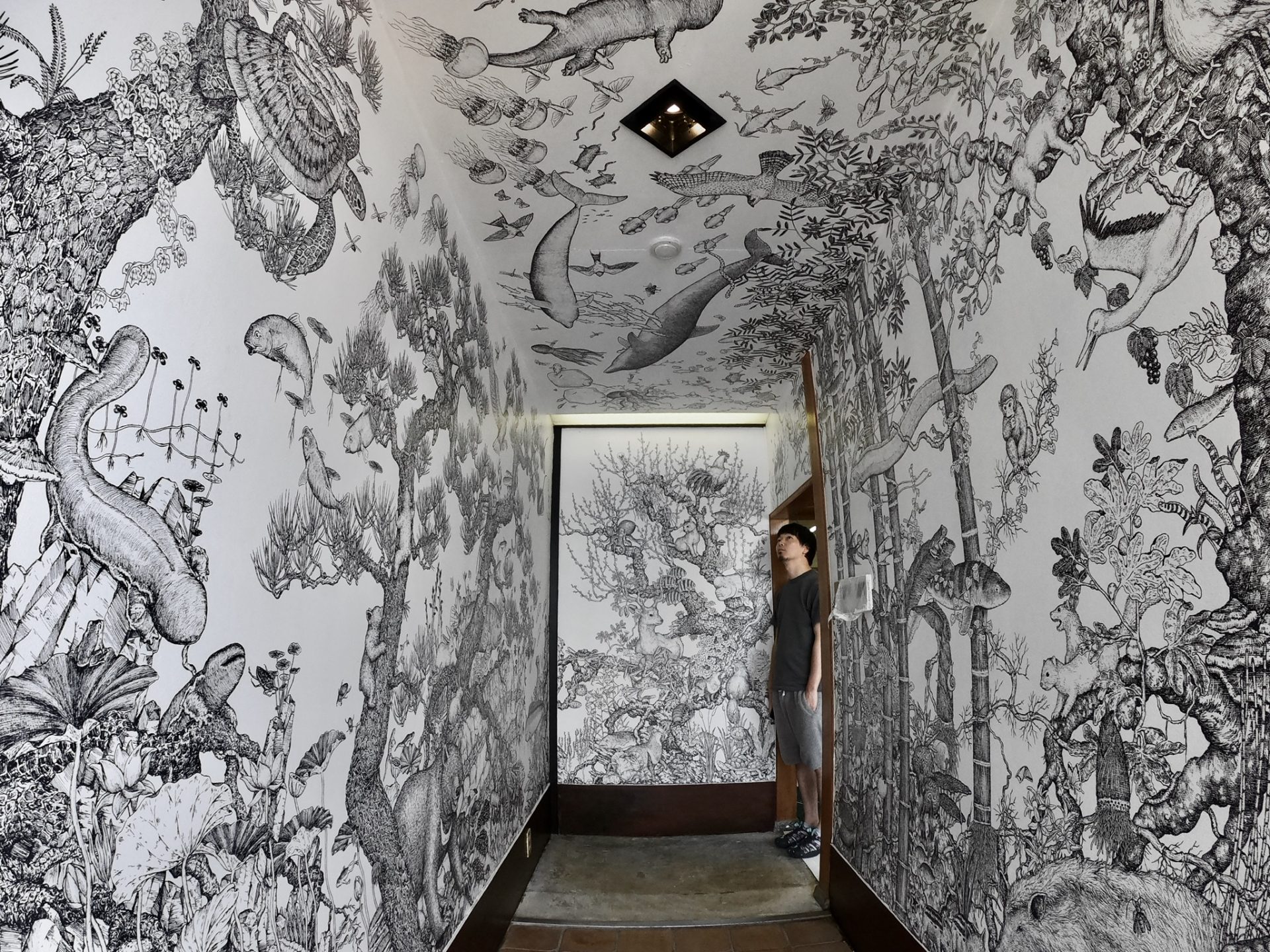 大切にしているのは“没入感”」 自然を描く、ペン画アーティストが兵庫