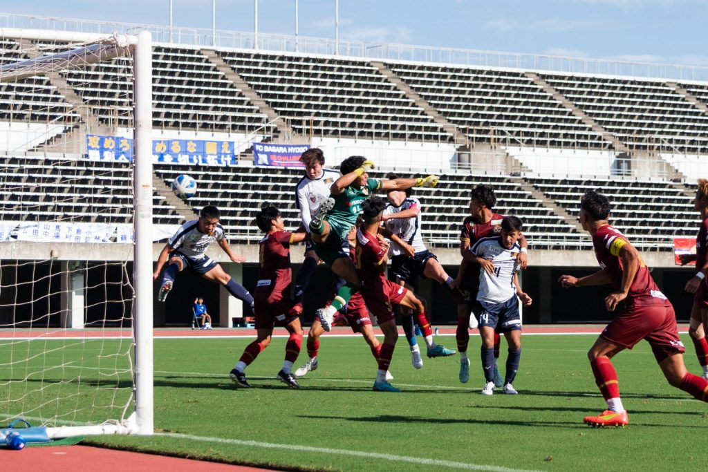 先制点を決める築山選手（9月18日）（C）FC BASARA HYOGO