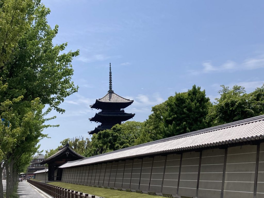 平安時代の『両界曼荼羅』、空海の書状『風信帖』…まもり伝えた寺宝 特別公開 東寺・宝物館 | ラジトピ ラジオ関西トピックス