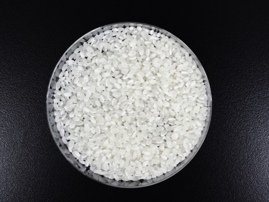 今年の米は乳白色のものが混ざっている割合が多い