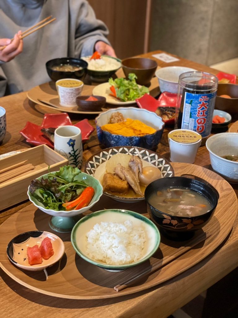 「二ノ宮 稀」の和食ブッフェモーニング（画像：Instagramウラリエ/神戸@urarie83）