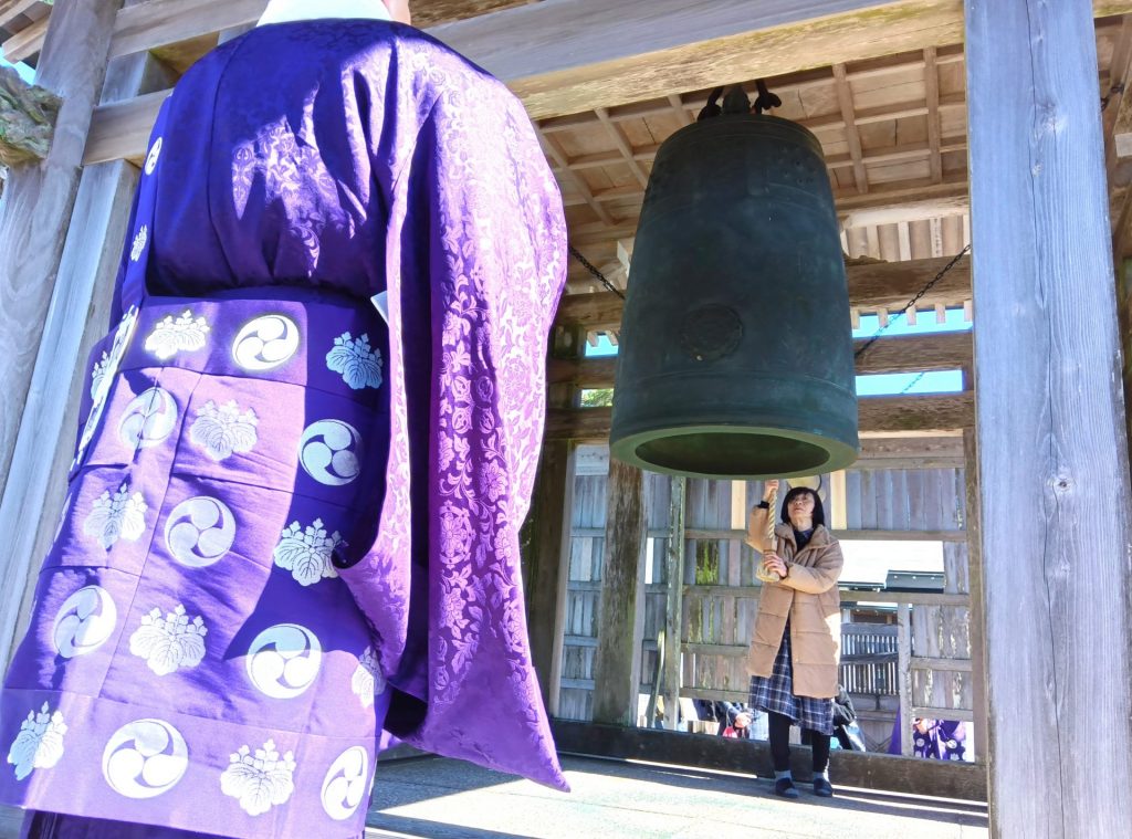 阪神・淡路大震災29年》摩耶山から追悼の鐘、神戸と能登へ「思い出す