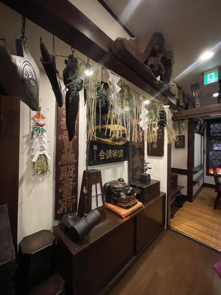 「欧風料理もん」店内の様子（画像：Instagramウラリエ/神戸@urarie83）