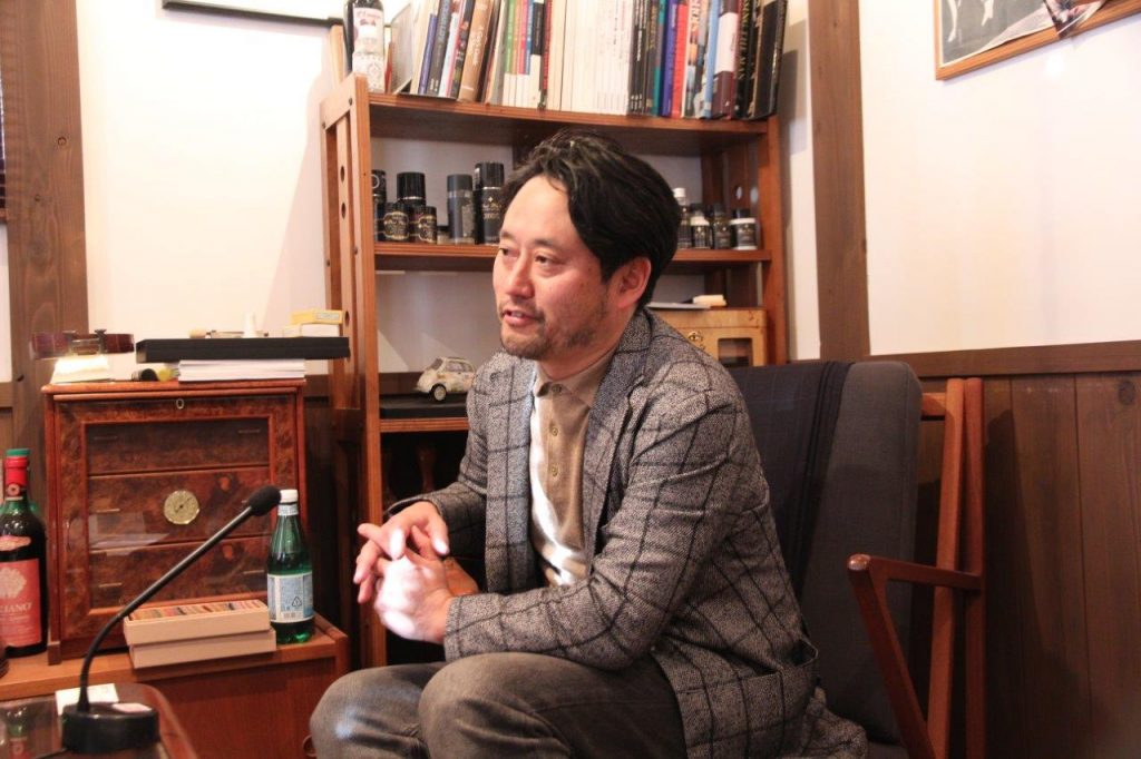 「スピーゴラ」（神戸市長田区）の代表を務める鈴木幸次さん