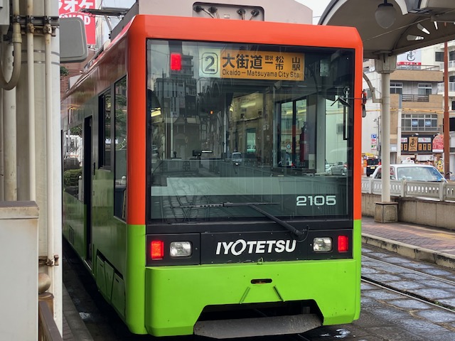 ⑭2100形4267