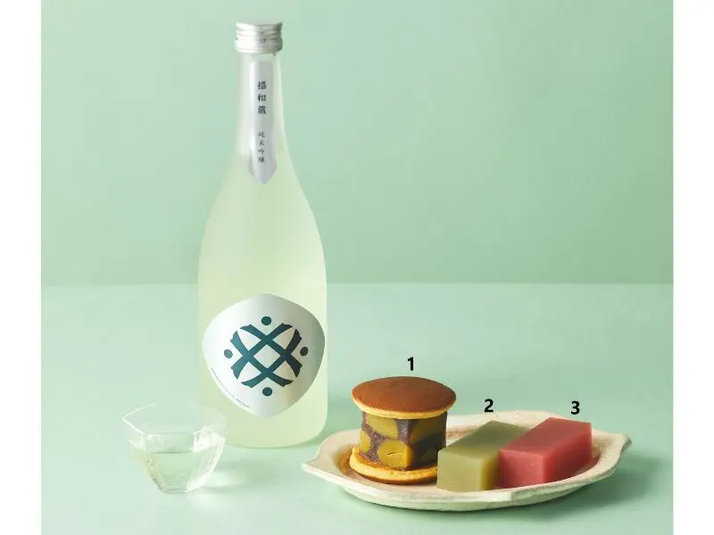 1.生粒羊羹どら焼き 栗(540円)2.小形羊羹 抹茶ピスタチオ(378円)3.小形羊羹 いちご紅茶(378円)