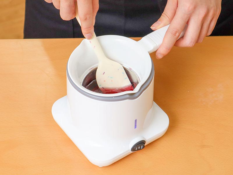 火を使わずに、混ぜるだけでグミが完成（画像提供：サンコー株式会社）