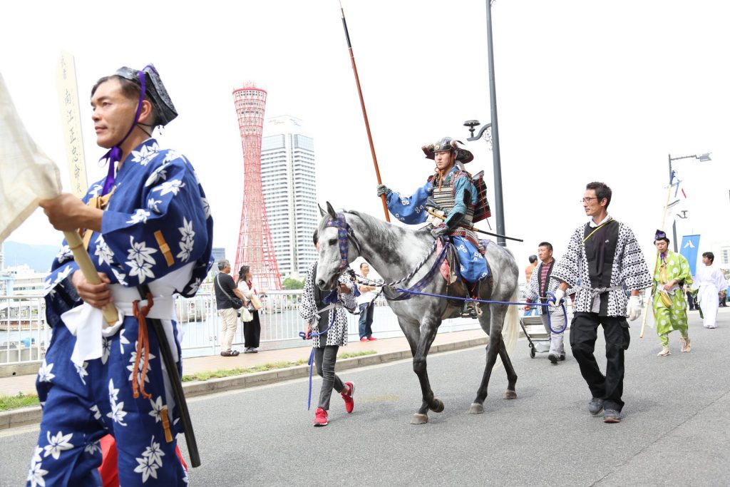 （平成30年開催時記録写真、楠公武者行列実行委員会提供）