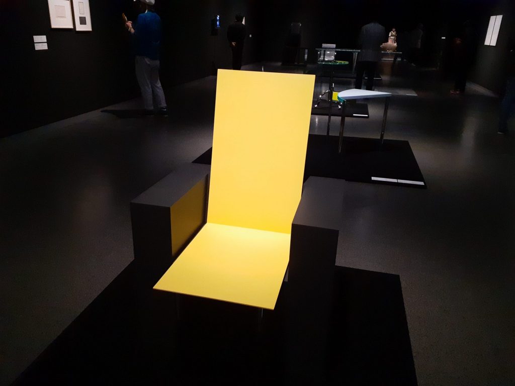 「椅子の椅子」1984年　富山県美術館蔵