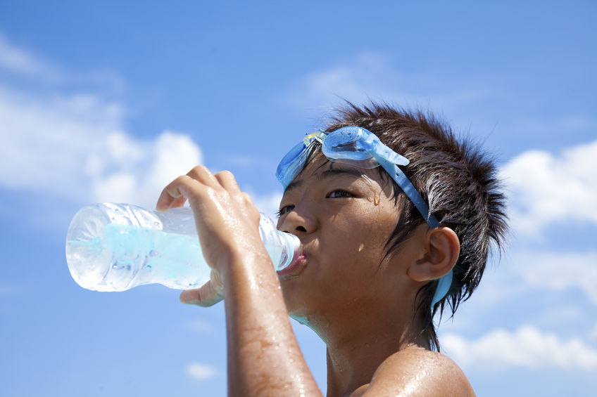 口を付けて飲んだ飲料は　※画像はイメージ　(C)123RF.COM