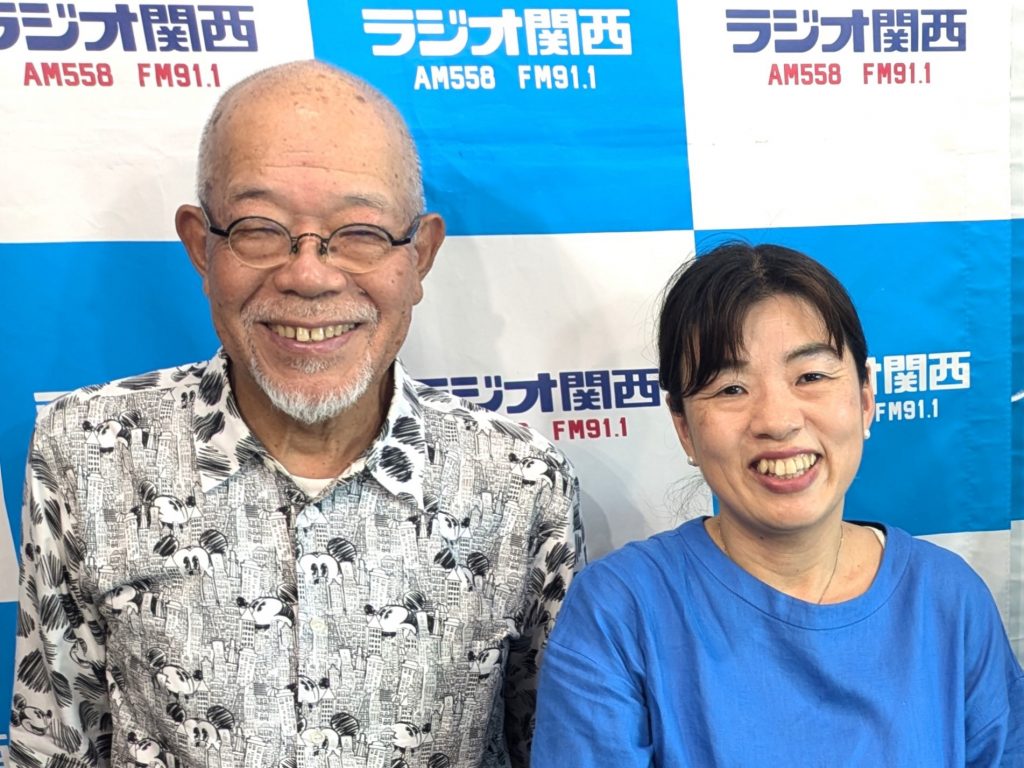 有限会社日笠 常務取締役の山中敬子さん(写真右)と番組パーソナリティの谷五郎