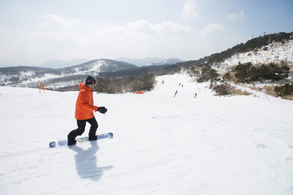 2018（平成30）年にオープンしたスキー場「峰山高原リゾートホワイトピーク」（画像提供：神河町）