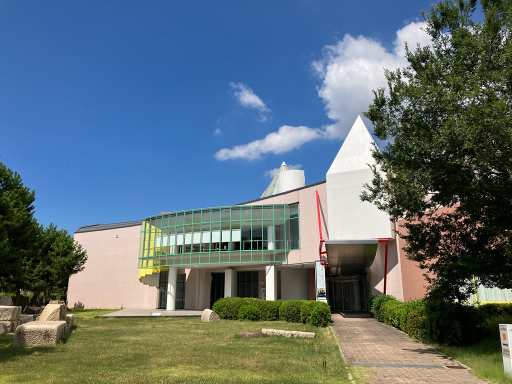 芦屋市立美術博物館