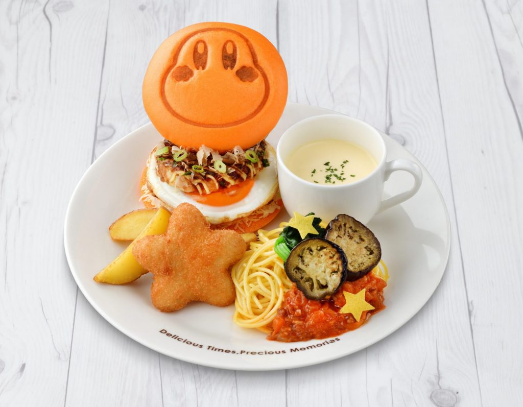 ワドルディバーガー（お好み焼き）＆ミートパスタ（スーベニアプレート付き 3278円、スーベニアプレートなし 2288円）