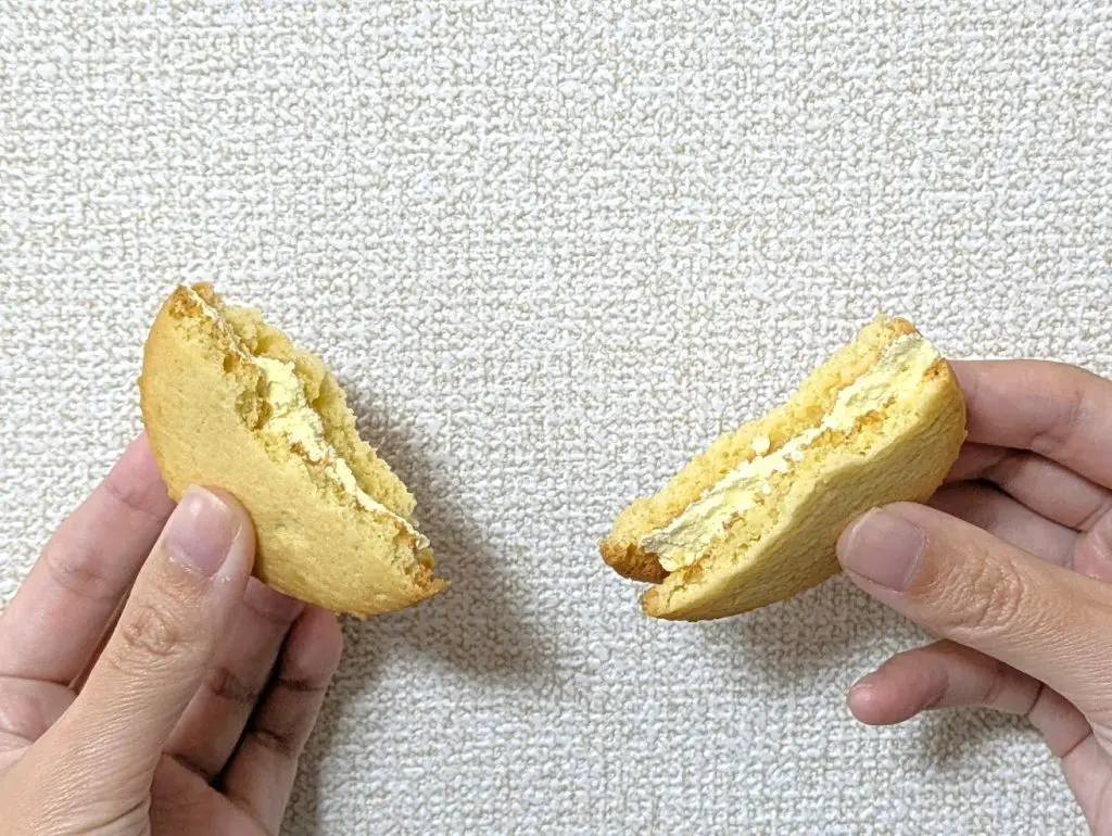 ビアードパパガレットサンド<パイシュークリーム味>