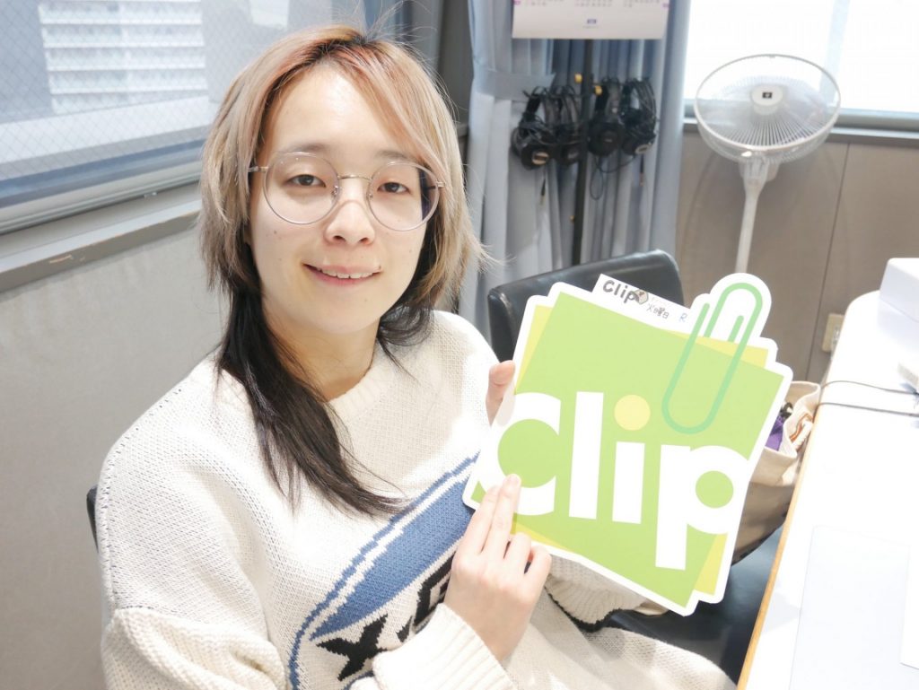 ラジオ関西『Clip』火曜日でパーソナリティーを務める、はるかぜに告ぐ・とんず