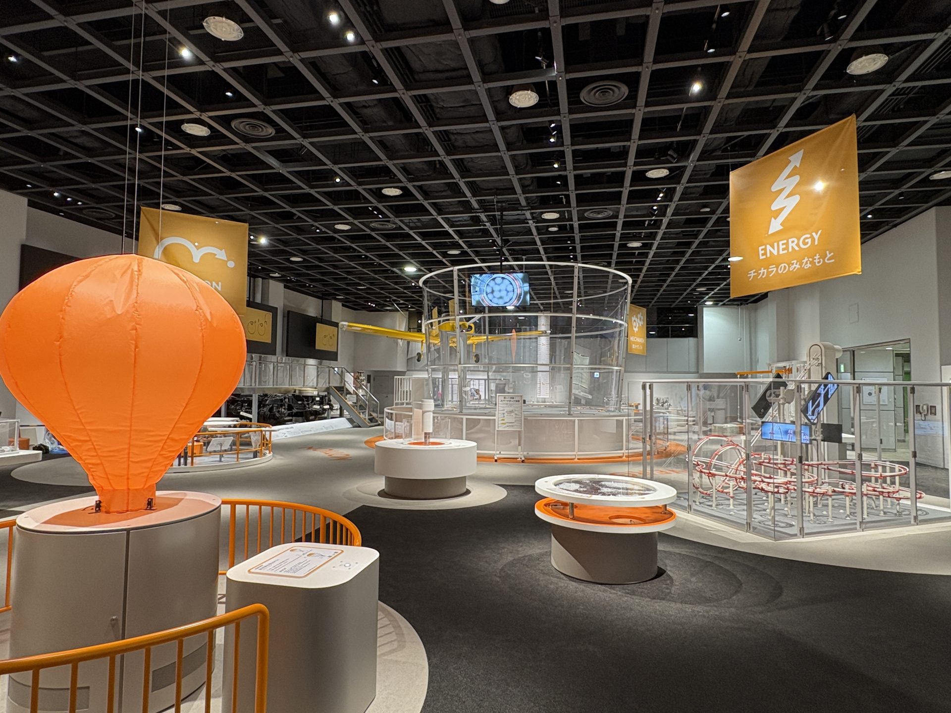 1階展示室を新装→体験・挑戦しながら科学に親しめるコーナー増加