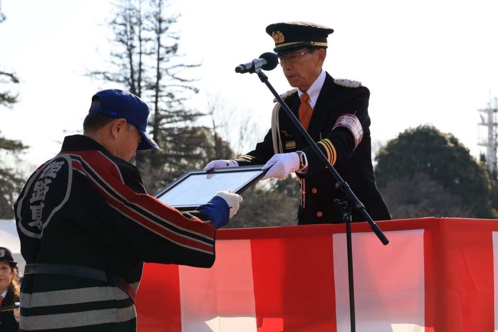 2025年姫路市消防出初式での坂本さん　（提供：姫路市）