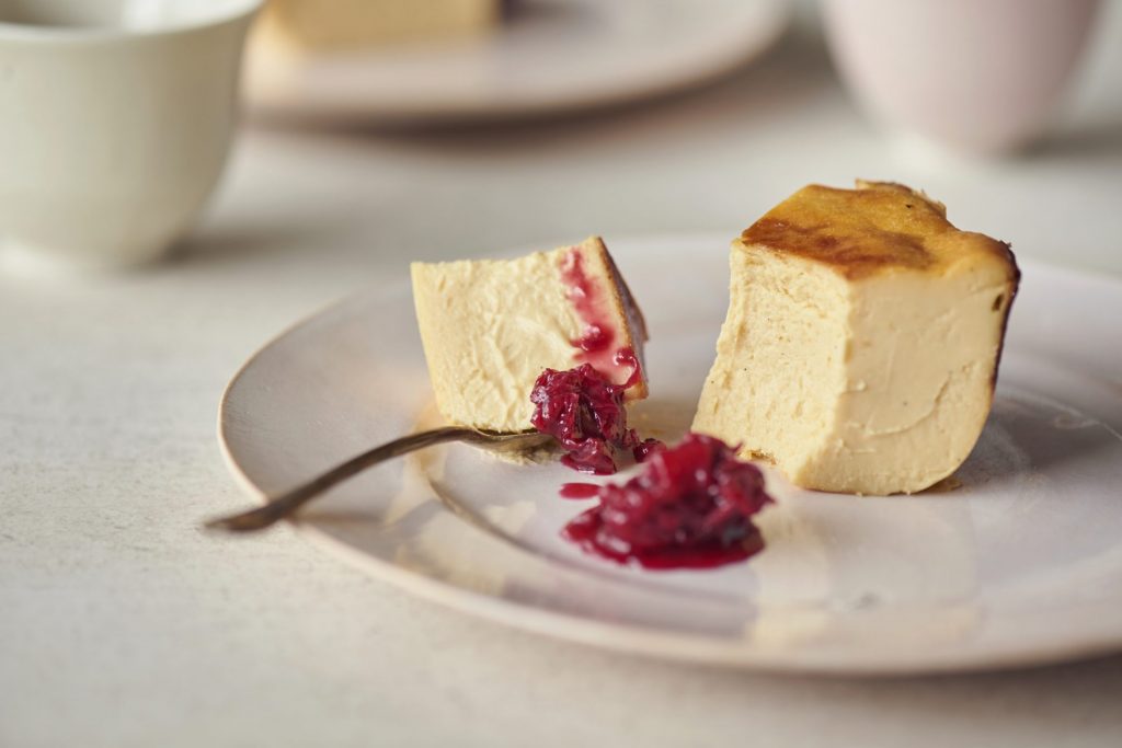 「BASQUE CHEESECAKE Original - Limited Box -」（3996円）