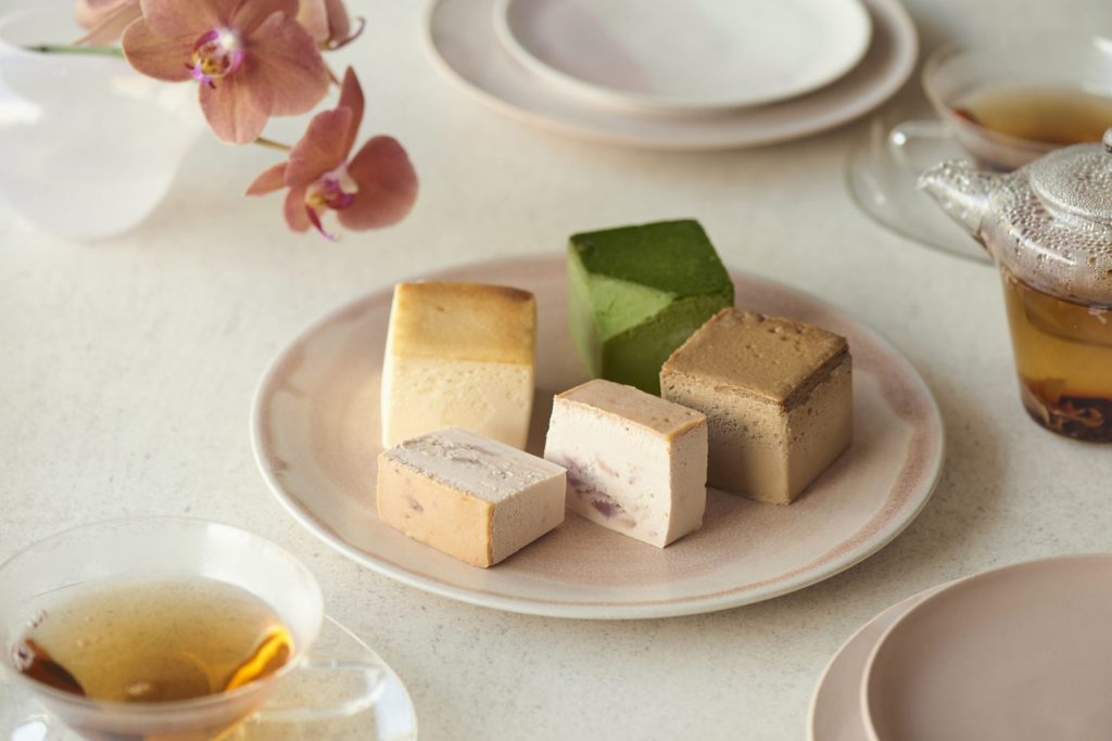 「Mr. CHEESECAKE assorted 4-Cube Bloom」（5184円）